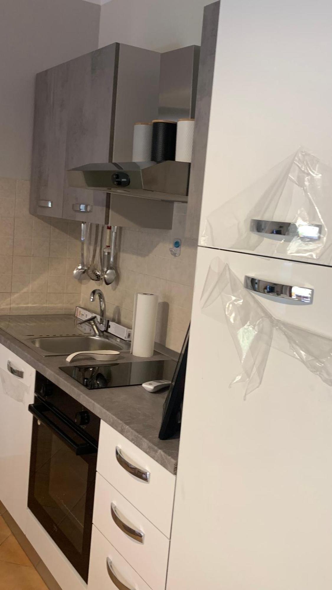 Nest House - Esclusivo Appartamento Marina Di Olbia- Mater Olbia - Beaches - Close To The Airport - Private Parking- Full Comforts - Екстериор снимка