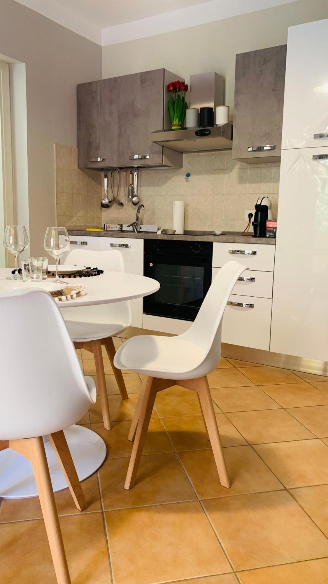 Nest House - Esclusivo Appartamento Marina Di Olbia- Mater Olbia - Beaches - Close To The Airport - Private Parking- Full Comforts - Екстериор снимка