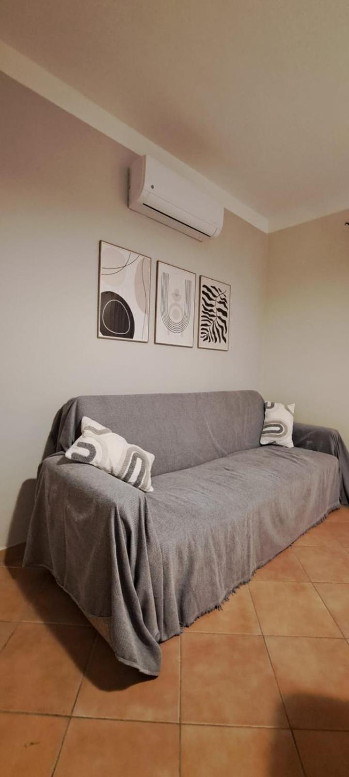 Nest House - Esclusivo Appartamento Marina Di Olbia- Mater Olbia - Beaches - Close To The Airport - Private Parking- Full Comforts - Екстериор снимка
