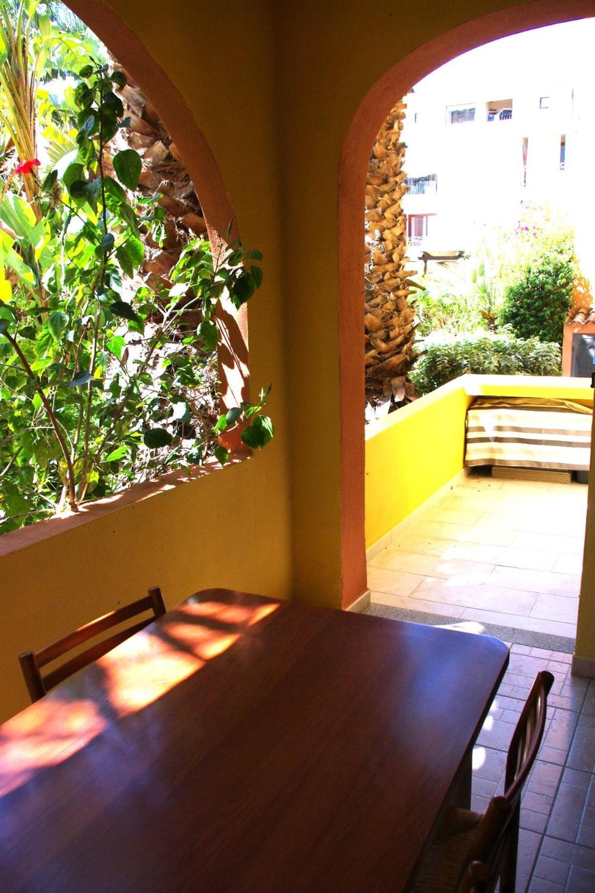 Nest House - Esclusivo Appartamento Marina Di Olbia- Mater Olbia - Beaches - Close To The Airport - Private Parking- Full Comforts - Екстериор снимка